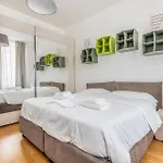 Via De Sanctis 26 Milano 4 Pax